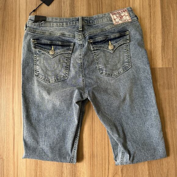 True Religion Women's Denim Joey Midrise Mellow Light Wash Jeans Size 32 - Picture 5 of 14